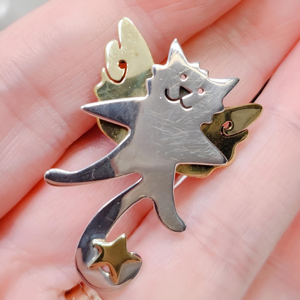 Vintage Far Fetched Sterling Silver Brass Guardian Angel Happy Cat Brooch Pin - Picture 6 of 6